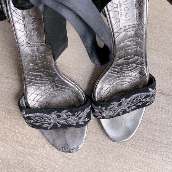 [Gucci] Black Embroidered Suede Open-Toe Ankle Ribbon Bow Tie Pumps Sz 7.5 - Picture 8 of 13